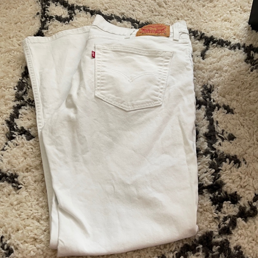 NWOT white jeans